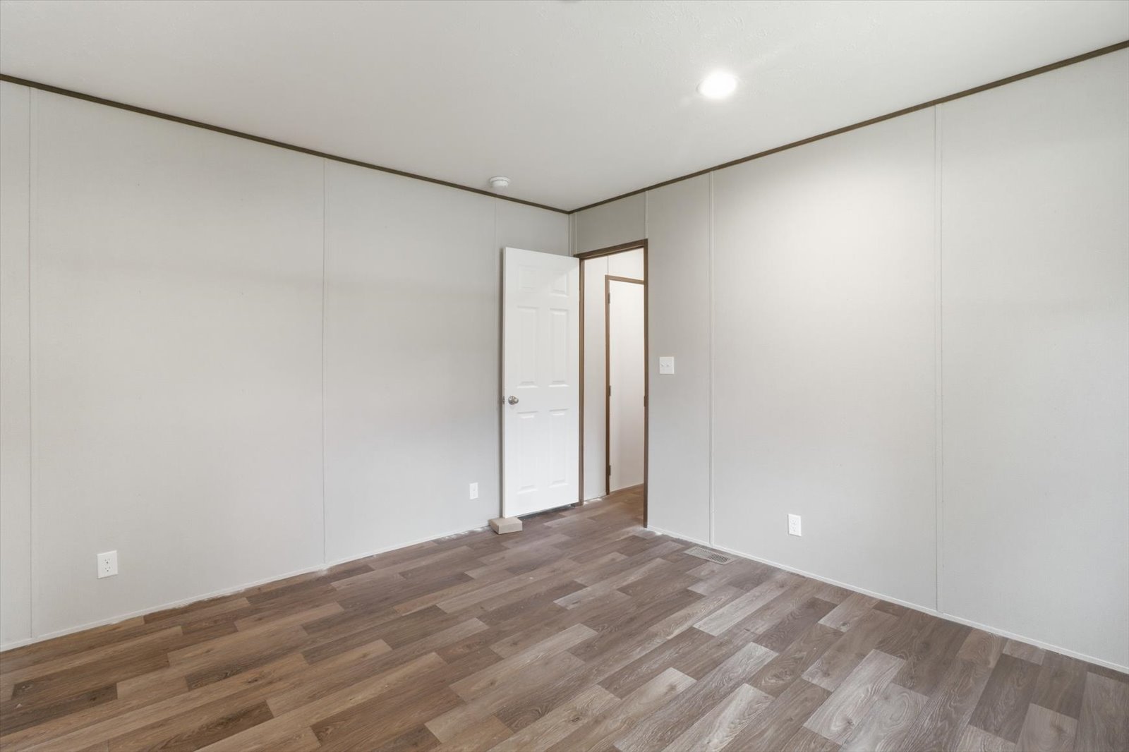Quick Start Homes single-wide: bedroom